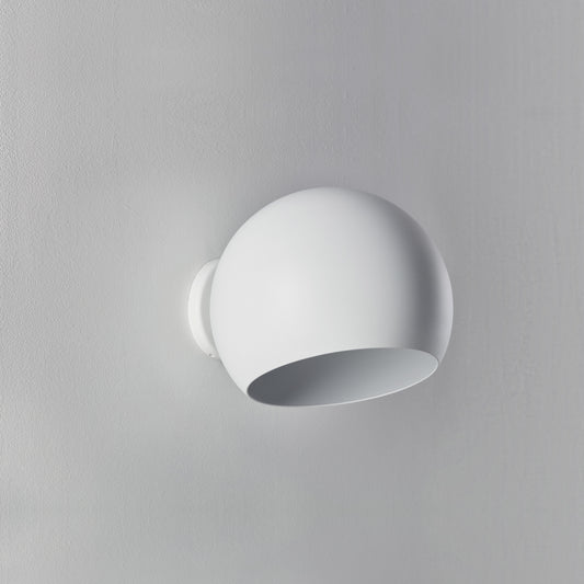 Tilt Globe Wall Short
